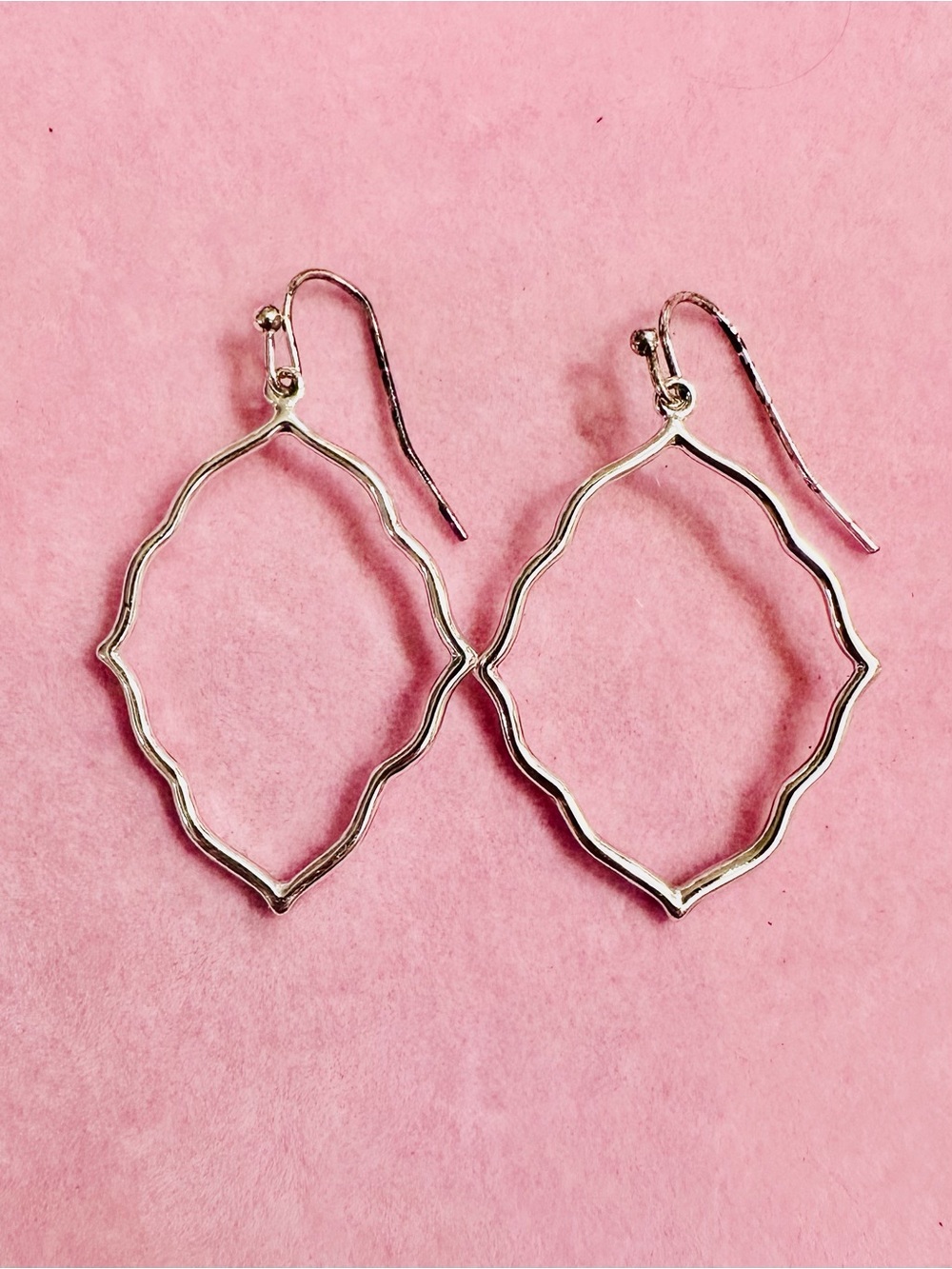 NWT Silver Tone Moroccan Quatrefoil Open Drop Earrings